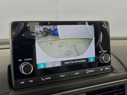 New 2025 Honda Pilot Sport image 14