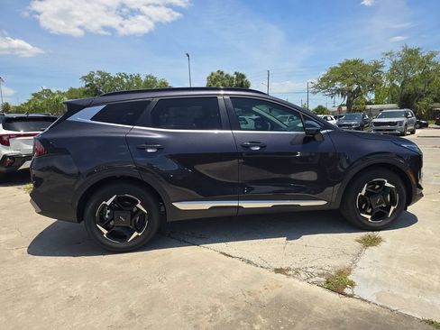 New 2026 Kia Sportage EX w/ EX Panorama Roof Package FWD image 9