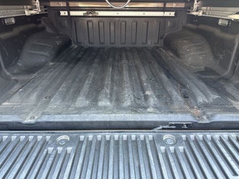 Used 2023 Nissan Frontier PRO-4X w/ Pro Convenience Package AWD/4WD image 11
