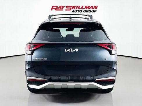 Used 2024 Kia Sportage EX AWD/4WD image 6
