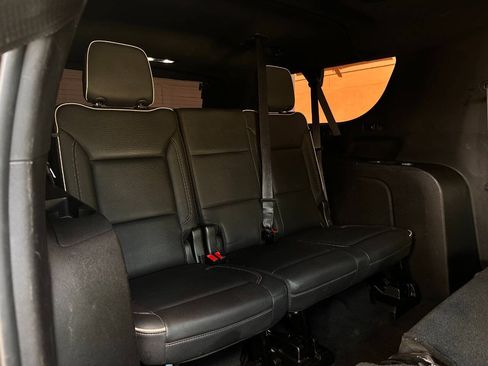 Used 2021 GMC Yukon XL SLT AWD/4WD image 79