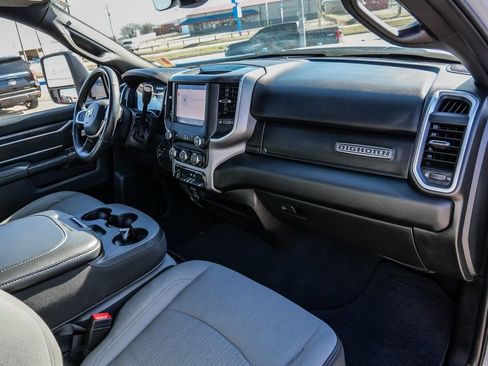 Used 2024 RAM 3500 Big Horn AWD/4WD image 18