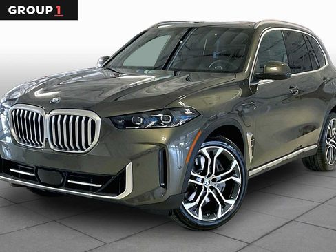 New 2026 BMW X5 xDrive50e AWD/4WD image 1