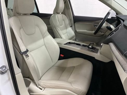 Used 2024 Volvo XC90 B6 Core AWD/4WD image 89