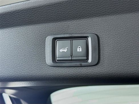 New 2026 Mitsubishi Outlander SEL FWD image 19