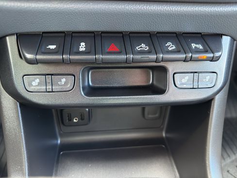 Used 2019 Chevrolet Colorado Z71 AWD/4WD image 20