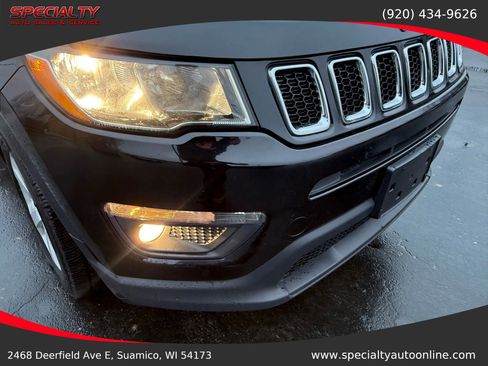 Used 2019 Jeep Compass Latitude w/ Popular Equipment Group AWD/4WD image 11