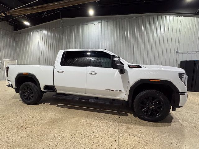 Used 2024 GMC Sierra 2500 AT4 w/ Technology Package AWD/4WD image 5