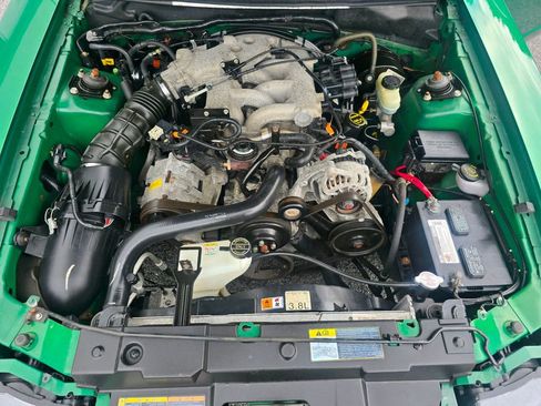 Used 2001 Ford Mustang Premium RWD image 23