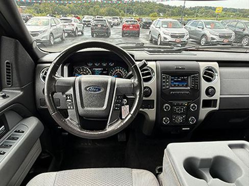 Used 2014 Ford F150 XLT w/ Equipment Group 302A Luxury AWD/4WD image 9