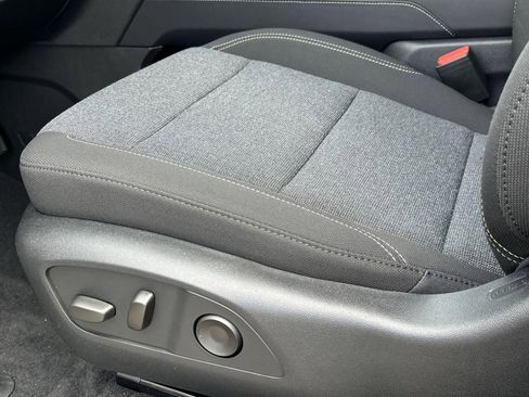 New 2025 GMC Acadia Elevation image 10