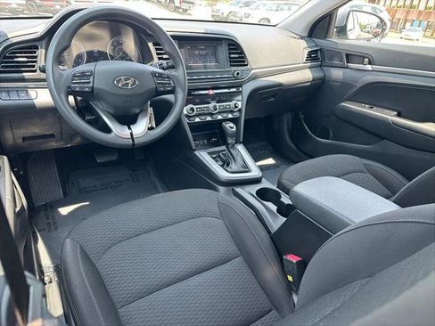 Used 2020 Hyundai Elantra SE w/ Cargo Package (C1) FWD image 19
