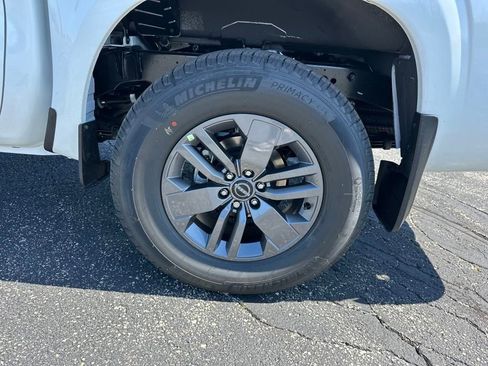 New 2025 Nissan Frontier SV w/ SV Convenience Package image 34