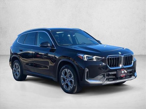 Certified 2023 BMW X1 xDrive28i image 3