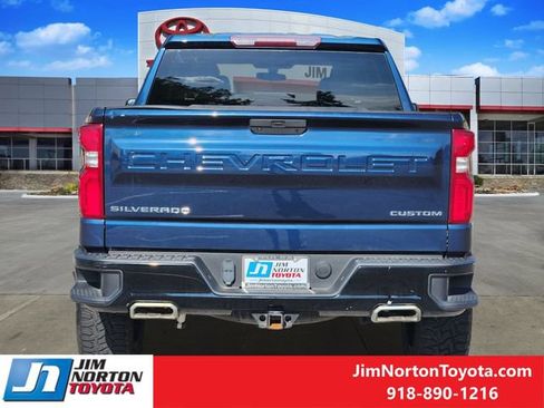 Used 2020 Chevrolet Silverado 1500 Custom Trail Boss w/ Custom Convenience Package AWD/4WD image 7