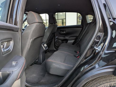 Used 2025 Honda HR-V Sport image 37