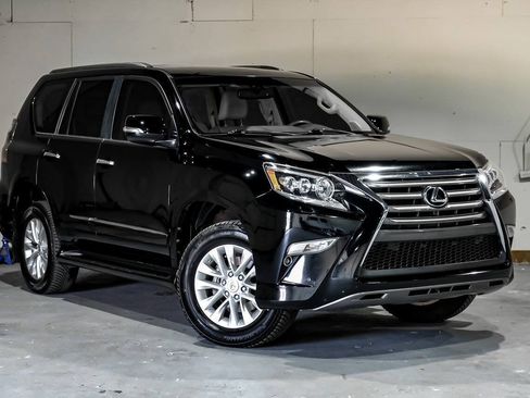 Used 2017 Lexus GX 460 Premium AWD/4WD image 7