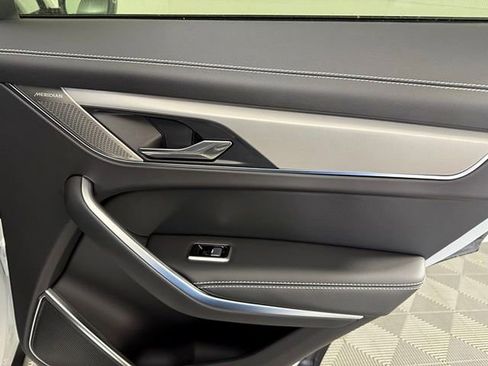 Used 2025 Jaguar F-PACE R-Dynamic S image 29
