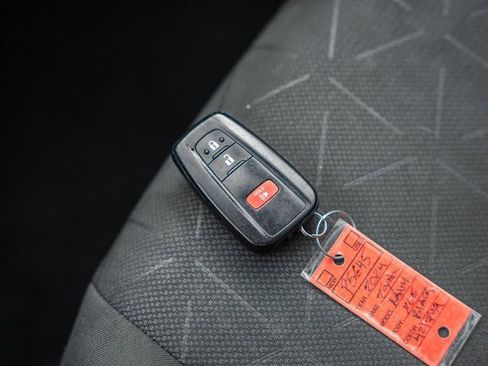 Certified 2024 Toyota RAV4 XLE image 43