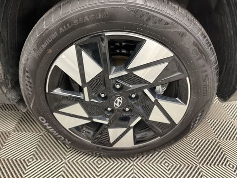 Used 2025 Hyundai Kona SEL image 34