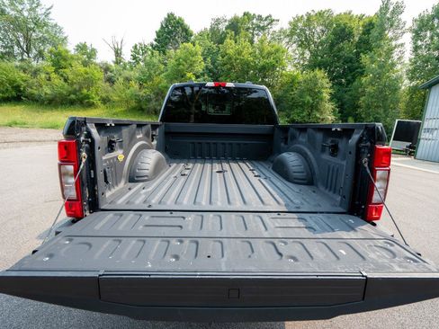 Used 2020 Ford F350 Lariat w/ Lariat Ultimate Package AWD/4WD image 39