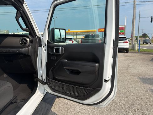 Certified 2022 Jeep Wrangler Unlimited Sport AWD/4WD image 18