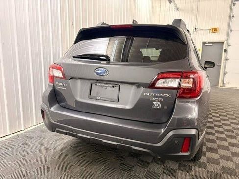 Used 2019 Subaru Outback 3.6R Limited AWD/4WD image 26