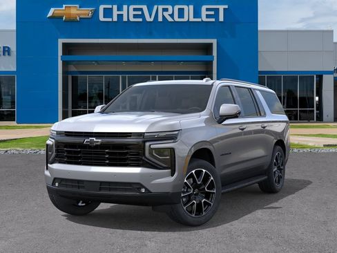 New 2026 Chevrolet Suburban RST w/ RST Capability Package AWD/4WD image 6