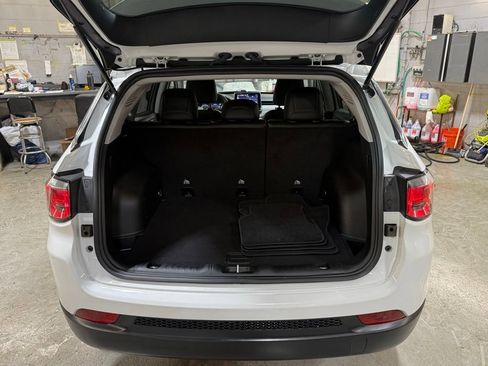 Certified 2022 Jeep Compass Latitude AWD/4WD image 24