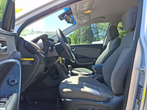 Used 2019 Hyundai Santa Fe XL SE FWD image 14