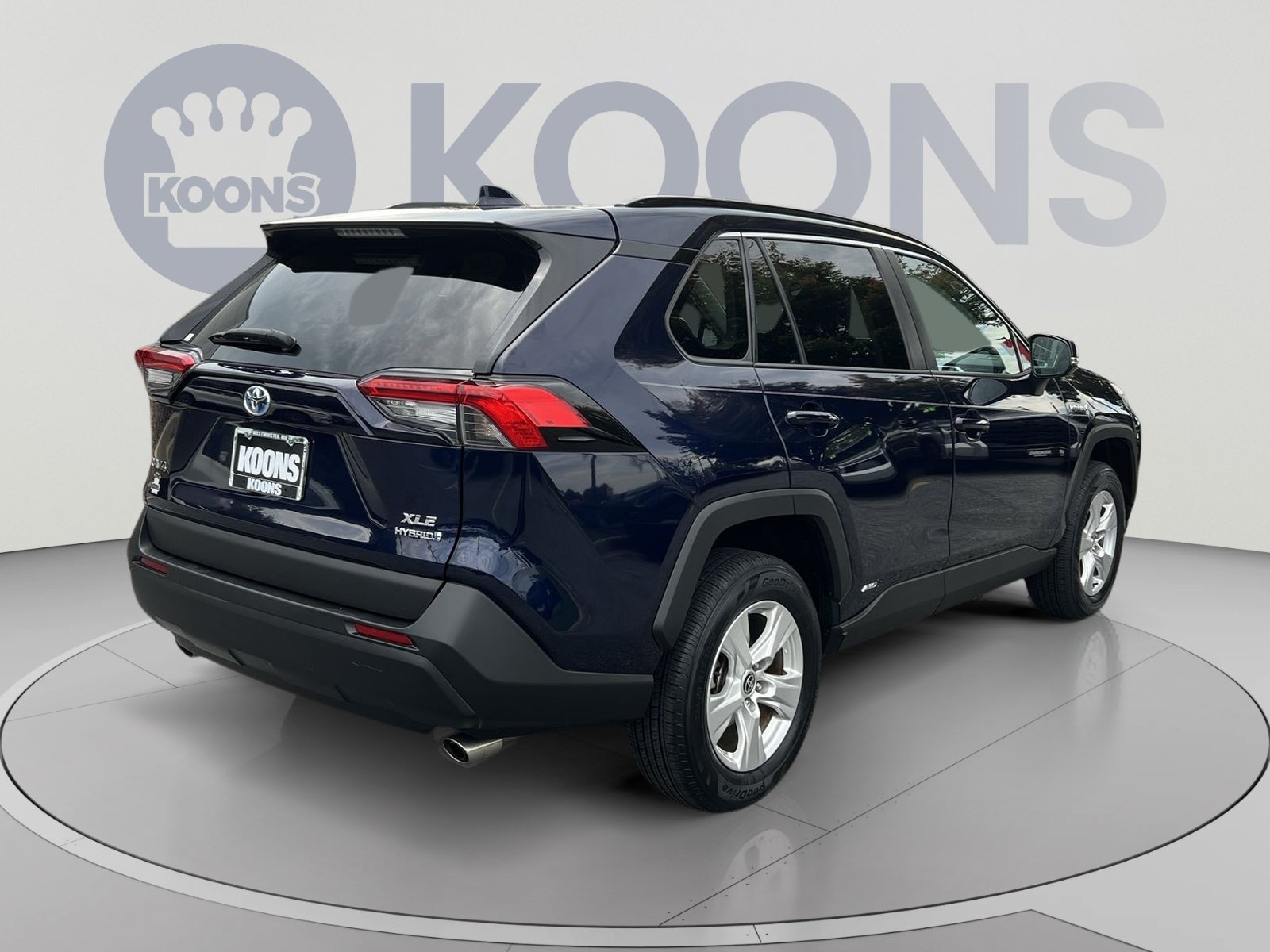 Used 2021 Toyota RAV4 XLE AWD/4WD image 7