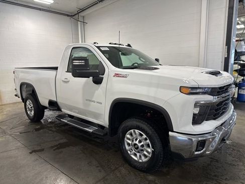 New 2025 Chevrolet Silverado 2500 LT image 3