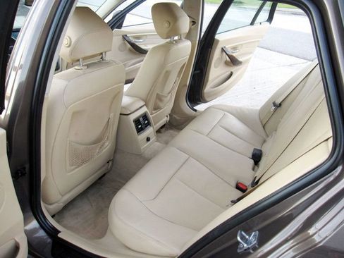 Used 2014 BMW 328i xDrive Wagon image 27