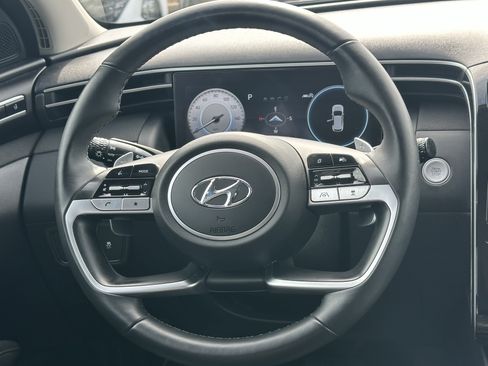Used 2023 Hyundai Tucson Limited AWD/4WD image 23