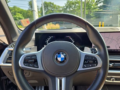 Used 2025 BMW X5 M60i AWD/4WD image 20