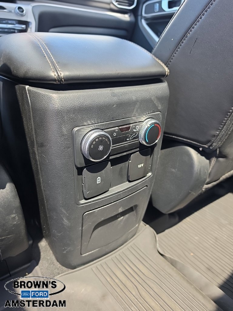Used 2023 Ford Explorer XLT w/ Equipment Group 202A AWD/4WD image 14