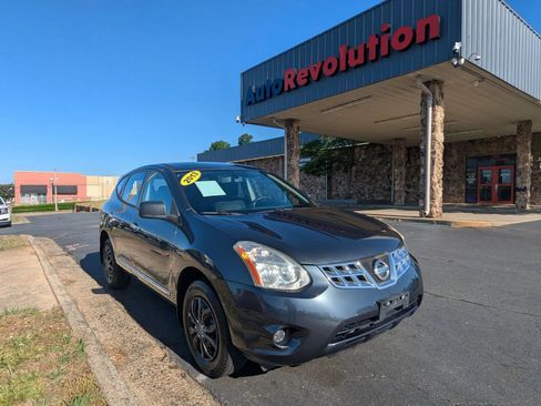 Used 2013 Nissan Rogue S AWD/4WD image 1