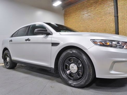 Used 2014 Ford Taurus Police Interceptor AWD image 9
