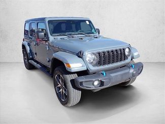 Used 2024 Jeep Wrangler Unlimited AWD/4WD video 4