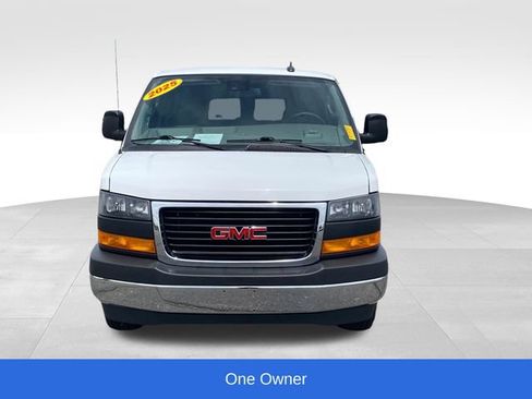 Used 2025 GMC Savana 3500 LT w/ LT Preferred Equipment Group RWD image 2