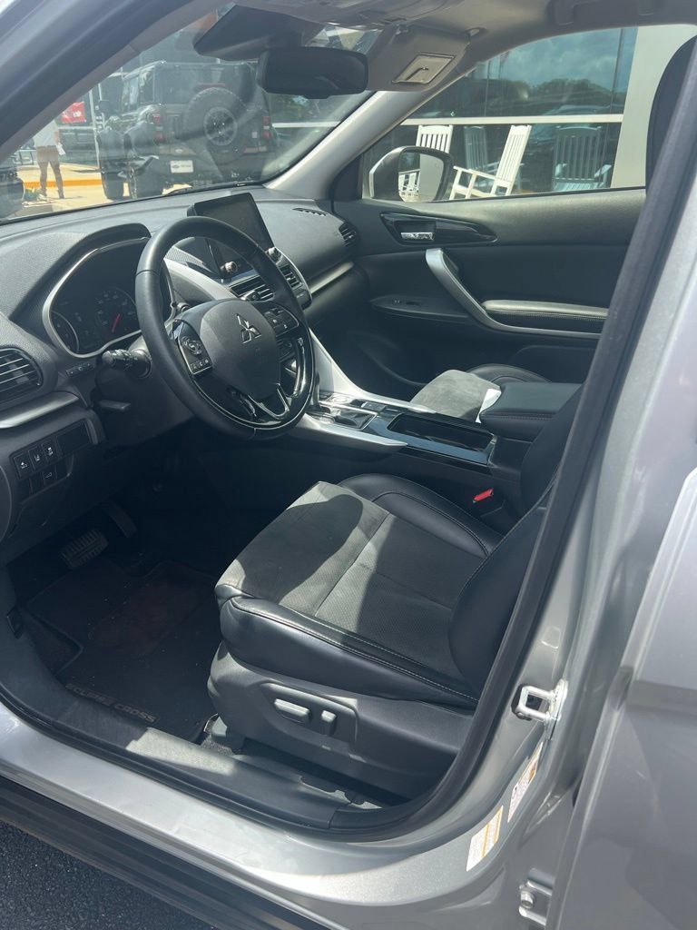 Used 2024 Mitsubishi Eclipse Cross AWD image 9