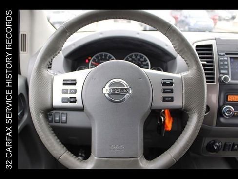 Used 2019 Nissan Frontier SL AWD/4WD image 27