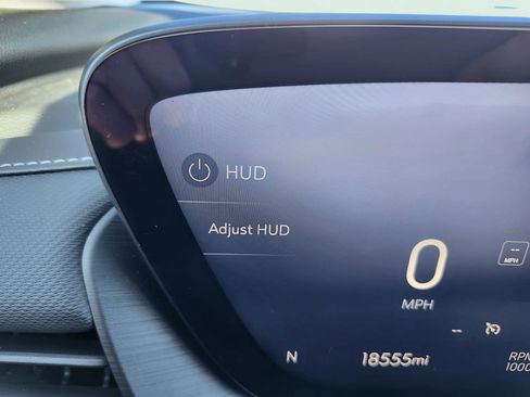 Used 2025 Buick Envision Preferred image 13