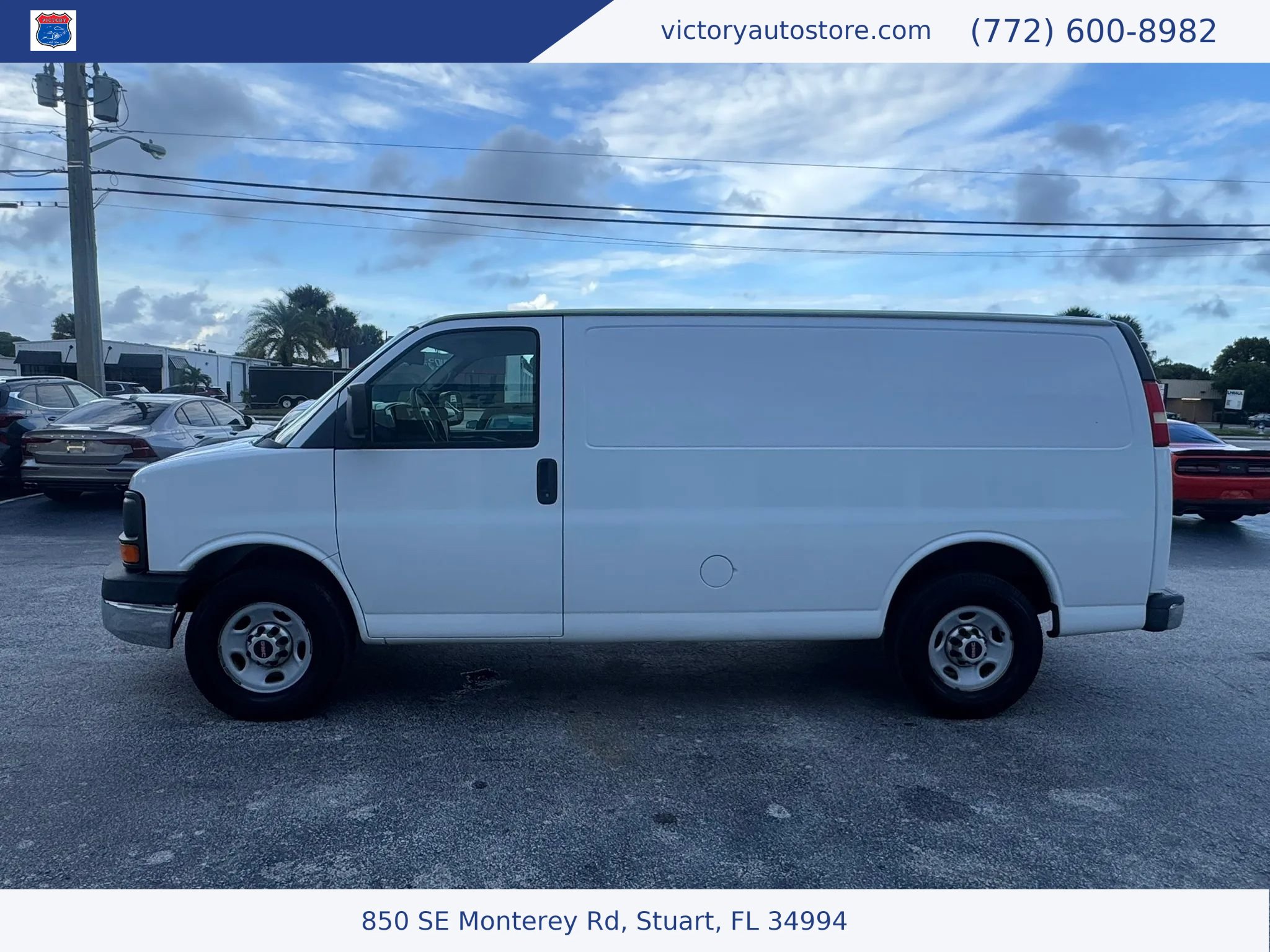 Used 2014 GMC Savana 2500 RWD image 4