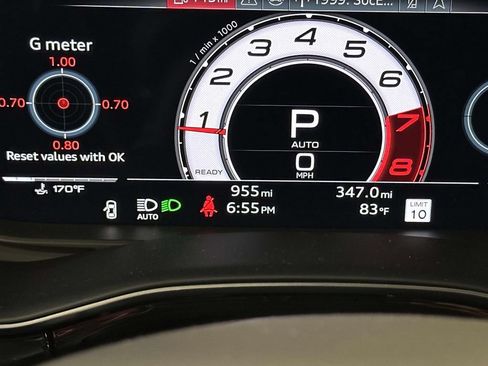 Used 2026 Audi RS Q8 performance AWD/4WD image 30