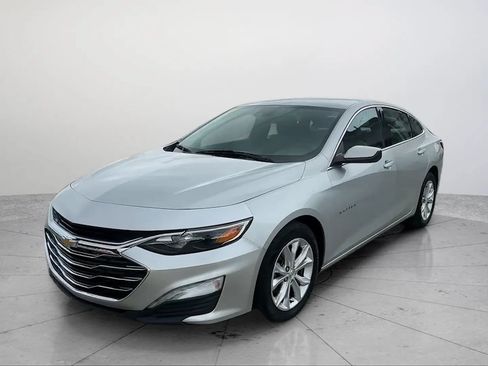 Used 2020 Chevrolet Malibu LT FWD image 2