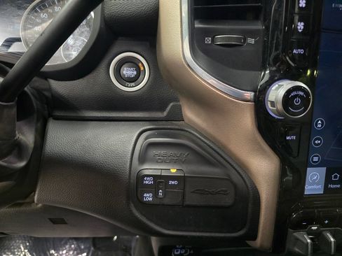 Used 2024 RAM 2500 Laramie w/ Safety Group AWD/4WD image 28