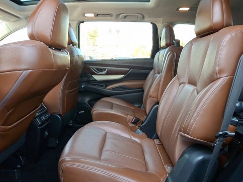 Used 2019 Subaru Ascent Touring w/ Popular Package #3 image 10