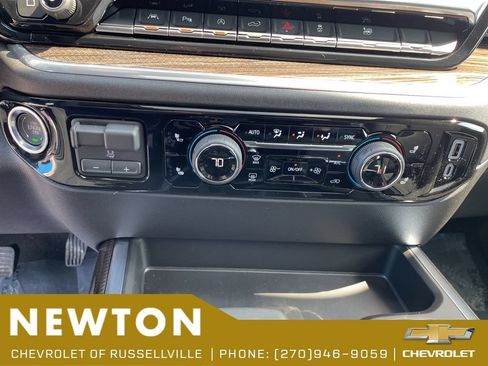 New 2026 Chevrolet Silverado 1500 RST w/ RST All Star Premium Package AWD/4WD image 16