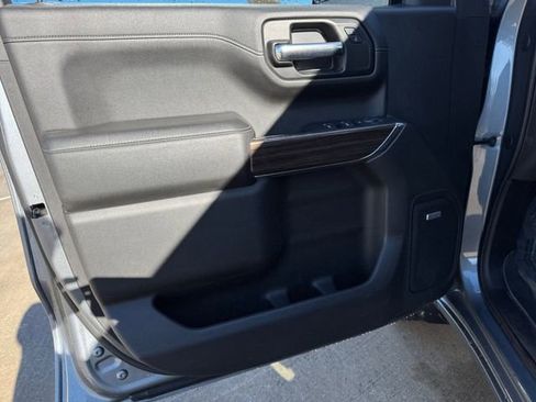 Used 2019 Chevrolet Silverado 1500 RST w/ All-Star Edition image 4